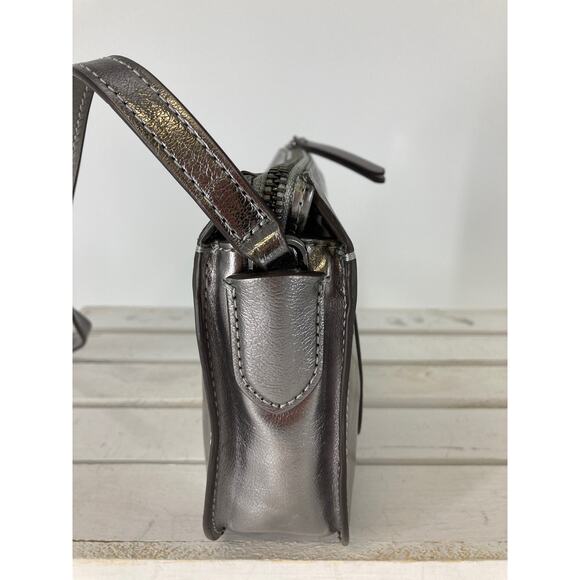 KATE SPADE NWT, PEWTER METALIC LEATHER WOMENS CROSSBODY BAG - Picture 3 of 12